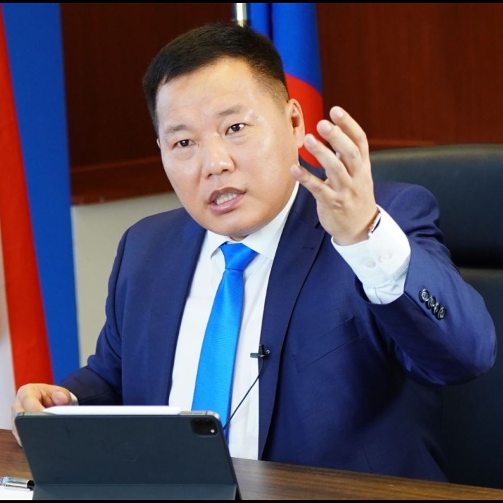АН: Орон нутгаа бие даан хөгжүүлье гэсэн боловч 6 жил ухарлаа
