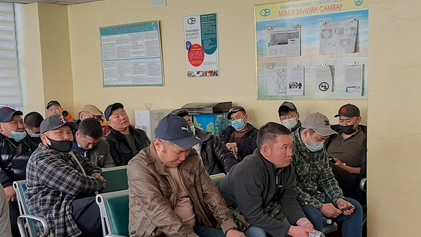 “ХУВЬ ХҮНИЙ ХӨГЖИЛ ХАНДЛАГА” СЭДЭВТ СУРГАЛТ ЯВАГДАЖ БАЙНА