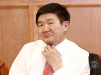 Ц.Нямдорж: би үнэтэй машин унадаг 