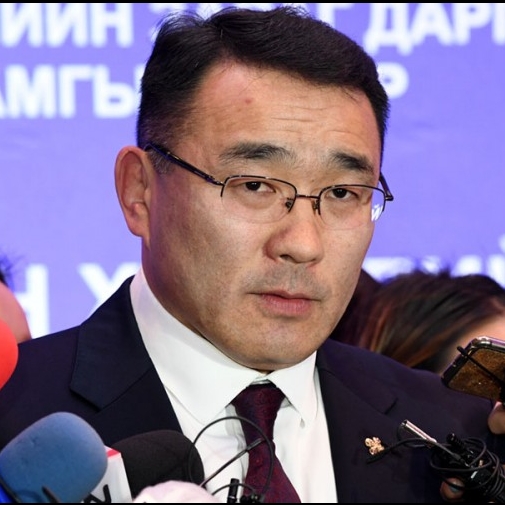 Төрийн үйлчилгээний албан хаагчдын цалингаас 213 мянган төгрөгийг хасчээ