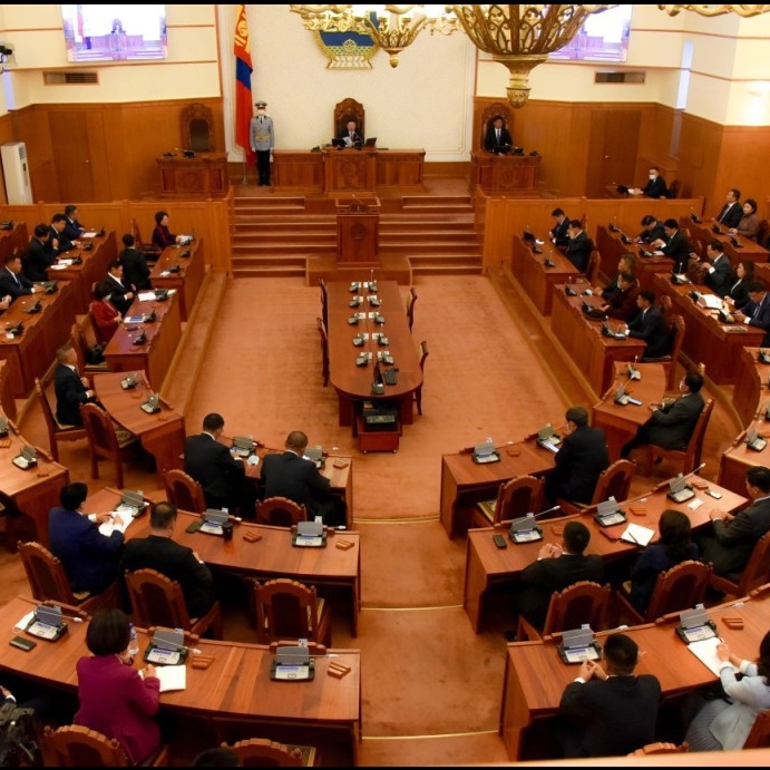 АН хэрүүлтэй, МАН талцалтай!